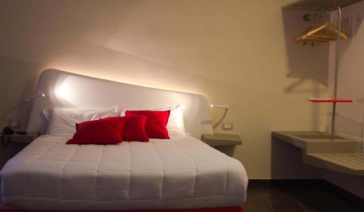 Ibis Styles Palermo President Hotel Exterior photo